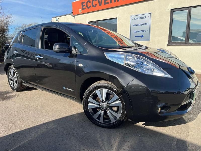 Used Nissan Leaf Tekna 30 kW (41 HP) 2016 Black Hatchback