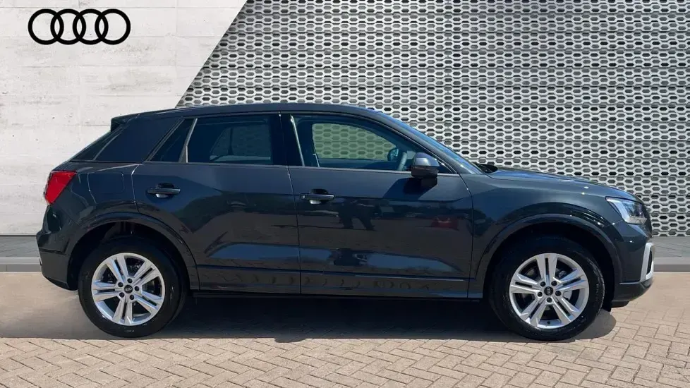 Used Audi Q2 Sport 150 HP (110 kW) 2026 Grey SUV