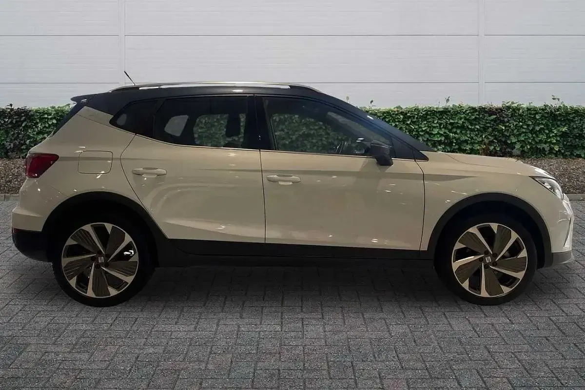 Used Seat Arona FR Sport 2024 White SUV