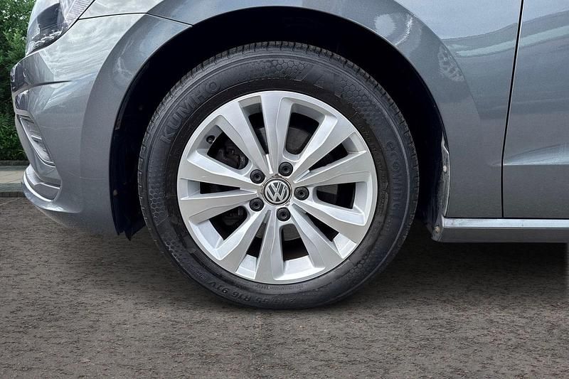 Used VW Golf Sportsvan SE 131 HP (96 kW) 2018 Grey MPV
