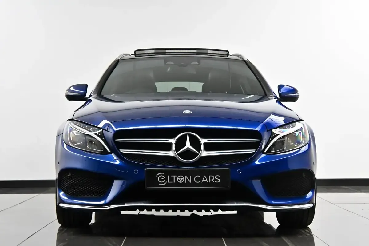 Used Mercedes C220 AMG Line Premium Plus 170 HP (125 kW) 2016 Blue Estate