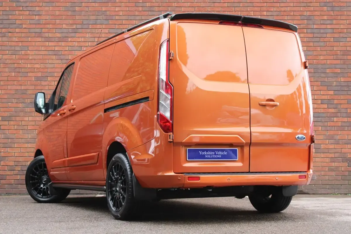 Used Ford Transit Custom Trend 130 HP (95 kW) 2019 Orange Van