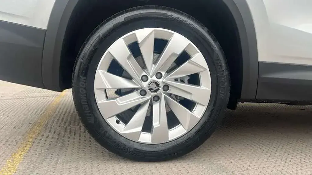 Used Skoda Kodiaq SE 150 HP (110 kW) 2025 Brilliant silver SUV
