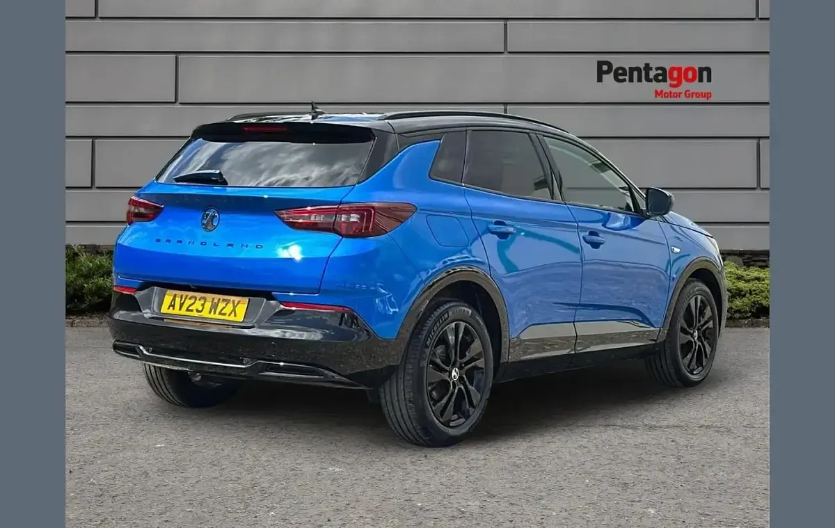 Used Vauxhall Grandland X 128 HP (94 kW) 2023 Blue SUV
