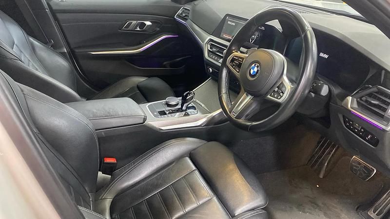 Used BMW 320 M Sport 184 HP (135 kW) 2021 White Sedan