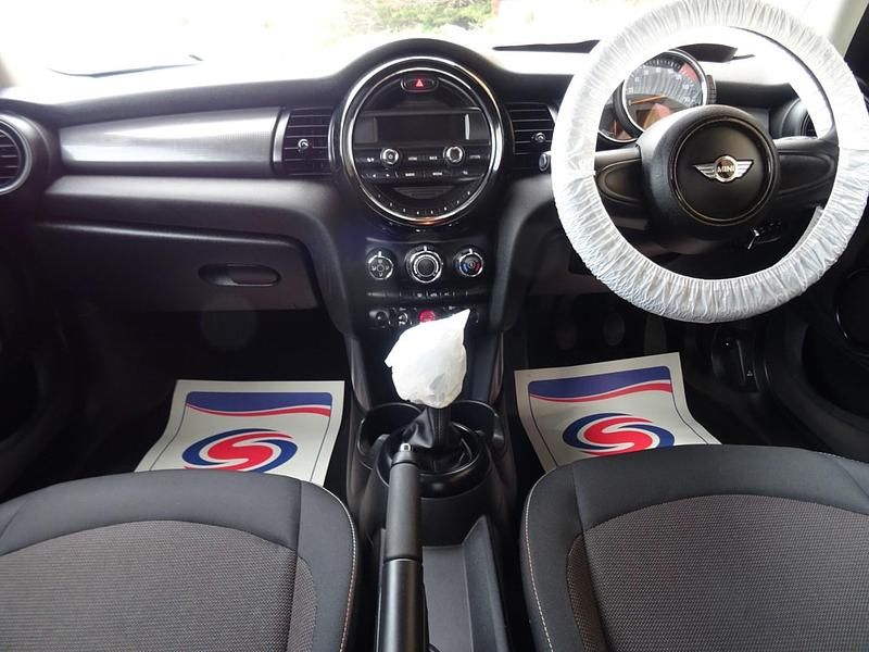 Used Mini Cooper Hatch 2016 Red Hatchback