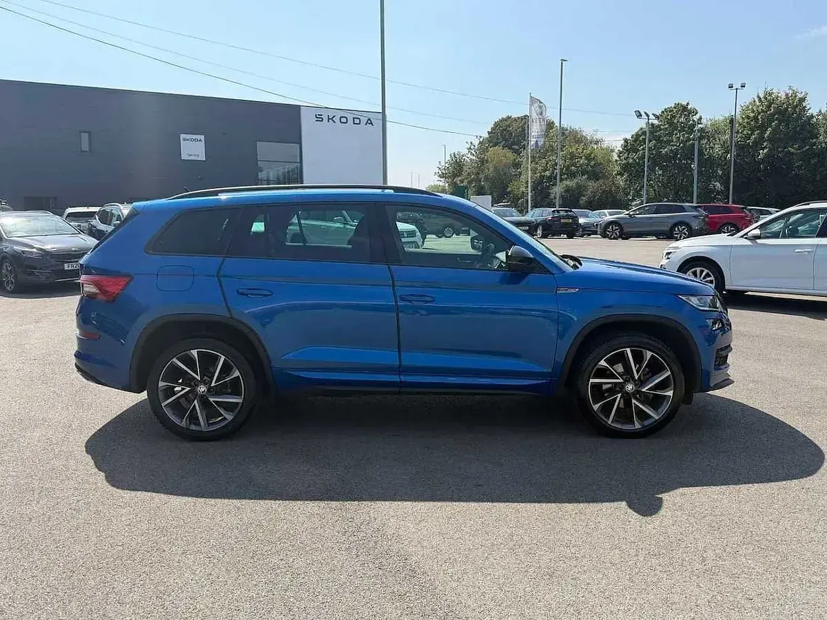 Used Skoda Kodiaq SportLine 150 HP (110 kW) 2021 Blue SUV