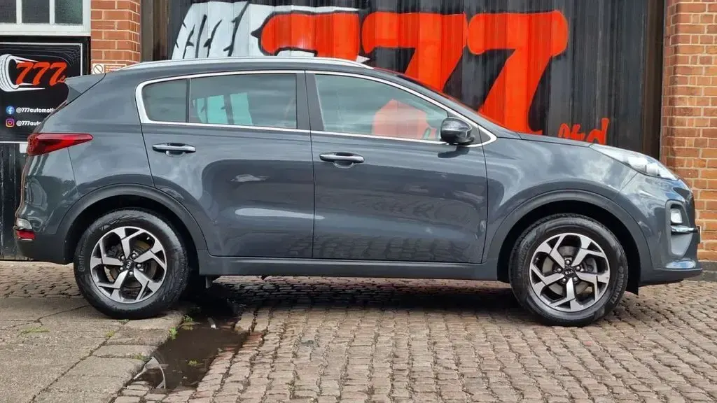 Used Kia Sportage 130 HP (95 kW) 2022 Grey SUV