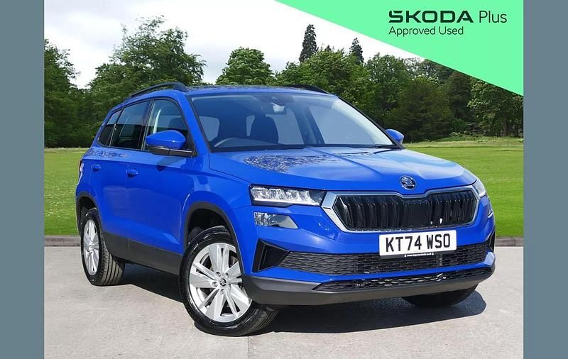 Blue Used 2025 Skoda Karoq SE Drive SUV | £22,295 (Good price) - Image 1/4
