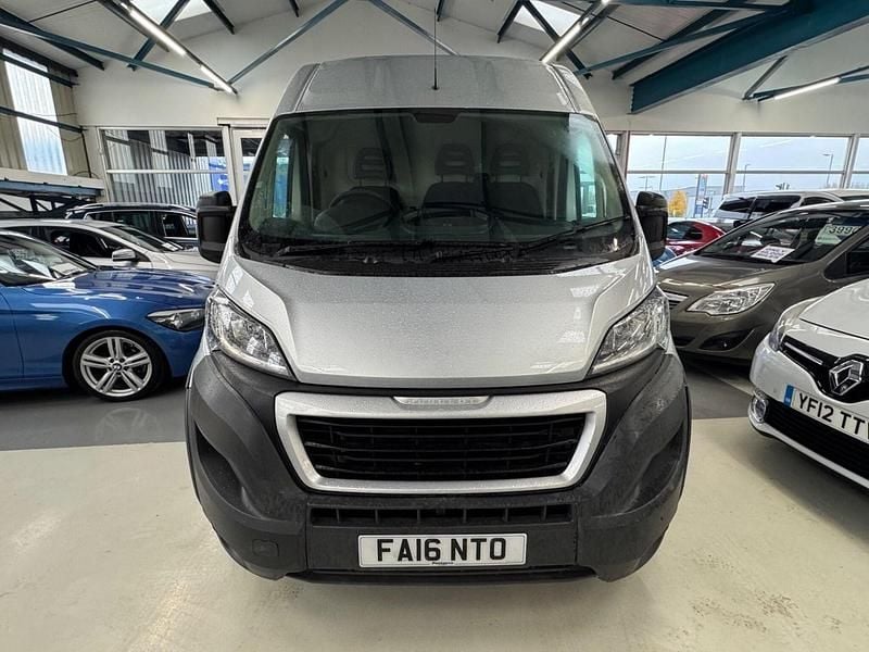 Used Peugeot Boxer 130 HP (95 kW) 2016 Silver Van