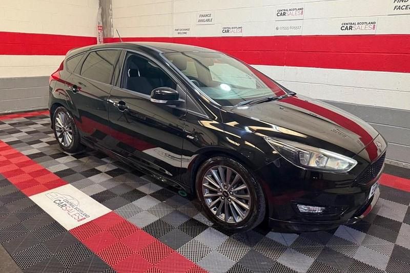 Black Used 2018 Ford Focus ST-Line Hatchback | £8,699 (Good price) - Image 1/1