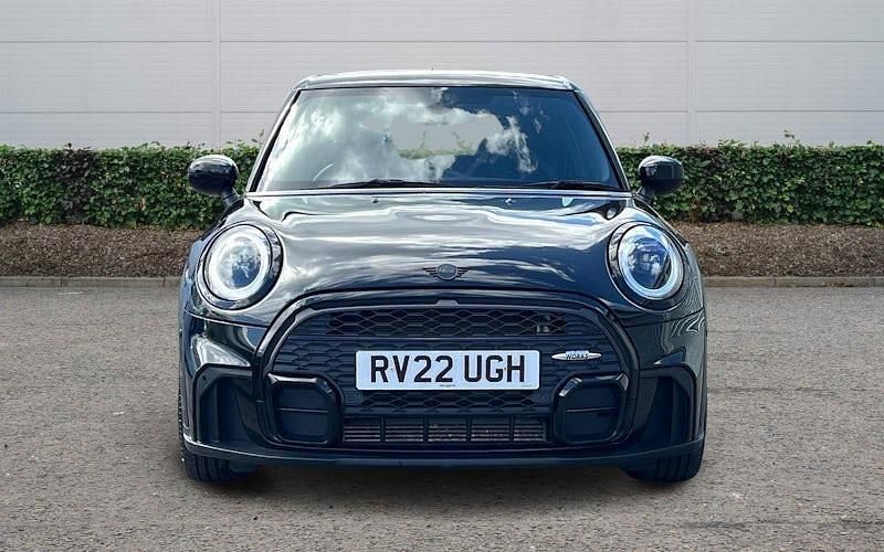 Usado Mini Cooper Hatch 136 HP (100 kW) 2022 Preto Citadino