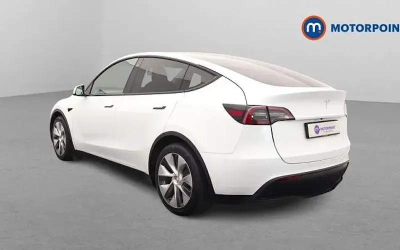 Used Tesla Model Y Standard Range 219 kW (299 HP) 2024 SUV