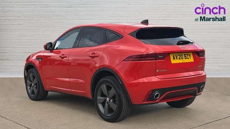 Usado Jaguar E-Pace Chequered Flag 180 HP (132 kW) 2020 Vermelho SUV