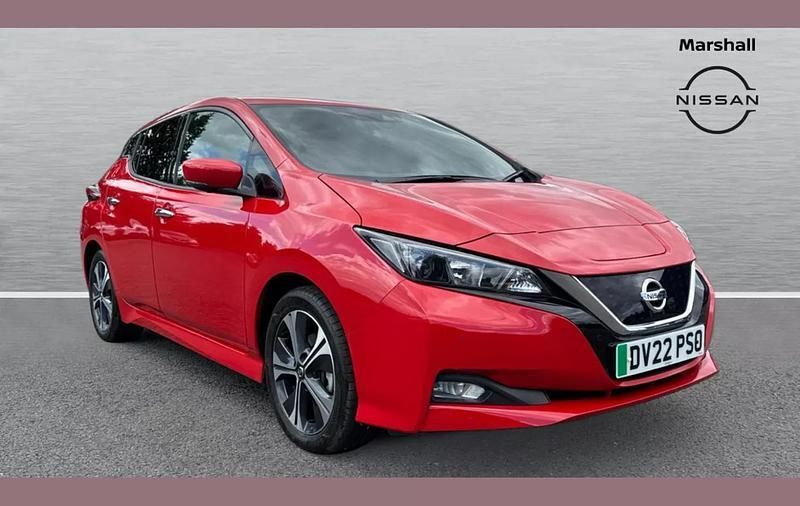 Red Used 2022 Nissan Leaf N-Connecta Hatchback | £10,495 (Good price) - Image 1/4