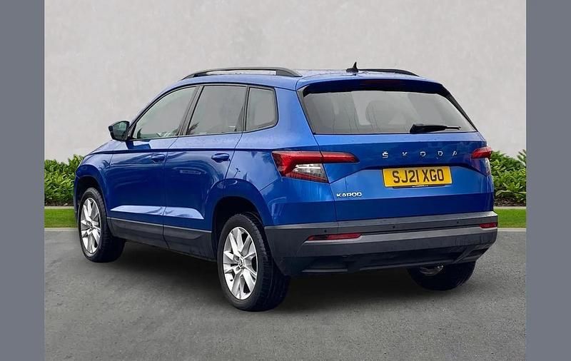Used Skoda Karoq SE Technology 150 HP (110 kW) 2021 Blue SUV