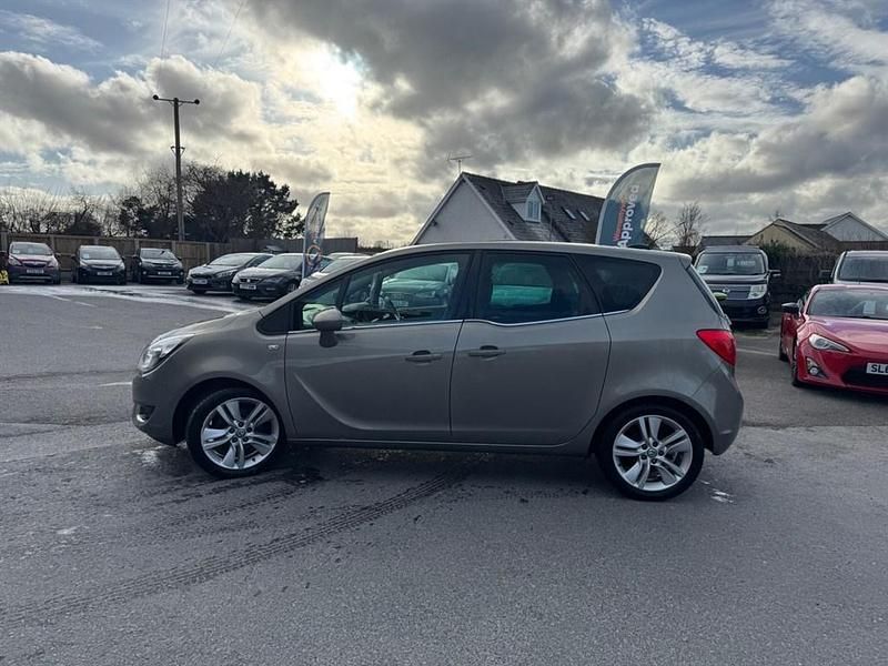 Used Vauxhall Meriva 2016 Brown MPV