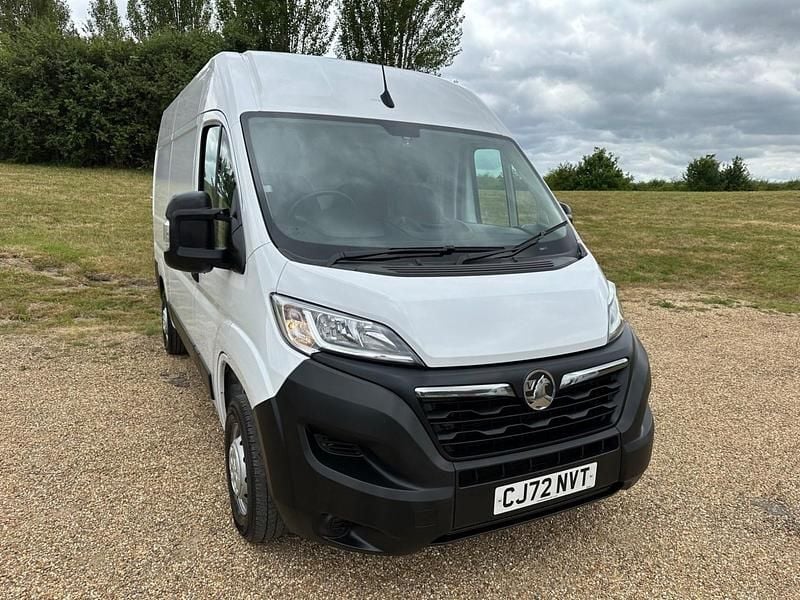 White Used 2023 Vauxhall Movano S Van | £14,475 (Fair price) - Image 1/4