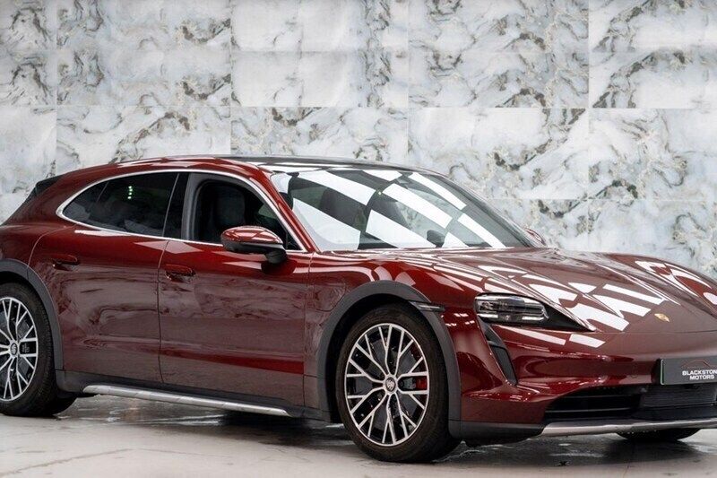 Used 2022 Porsche Taycan Cross Turismo Sedan | £47,989 - Image 1/1