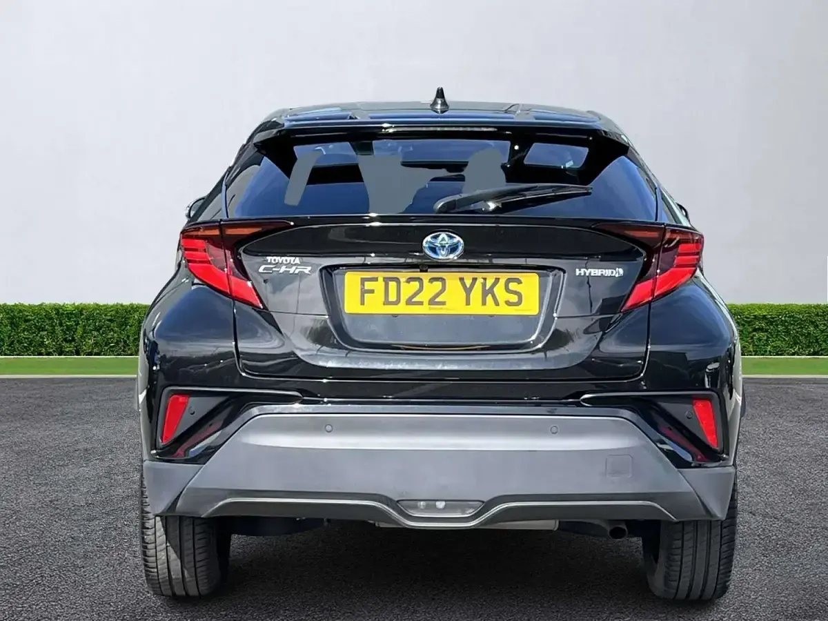 Used Toyota C-HR 122 HP (89 kW) 2022 Black SUV