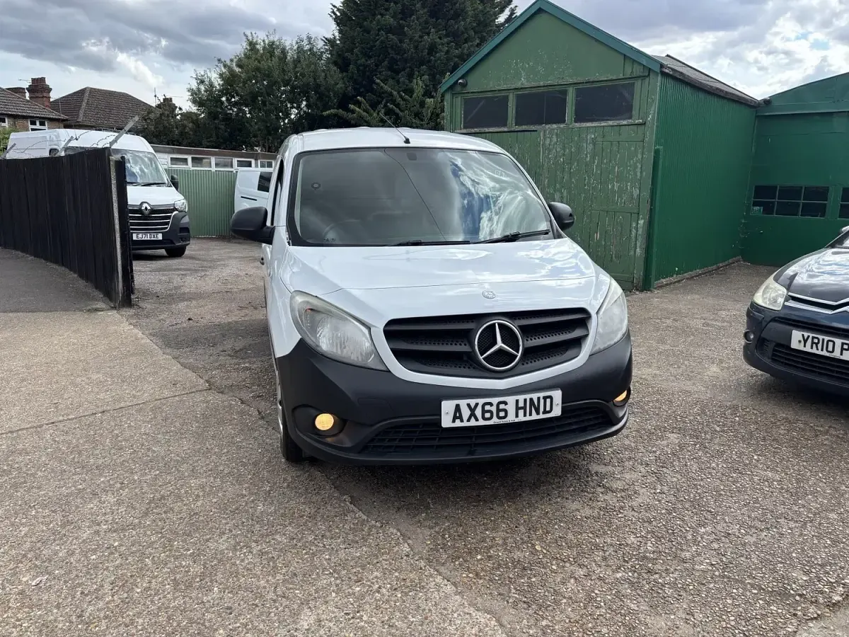 Used Mercedes Citan 109 2017 White MPV
