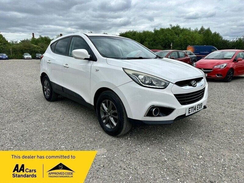 White Used 2014 Hyundai ix35 SUV | £4,795 (Good price) - Image 1/4