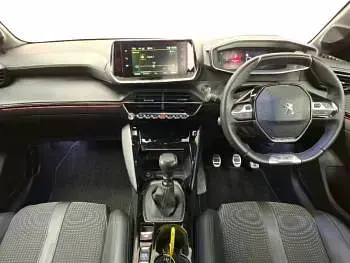 Second-hand Peugeot 208 GT-line 100 CP (73 kW) 2020 Galben Hatchback