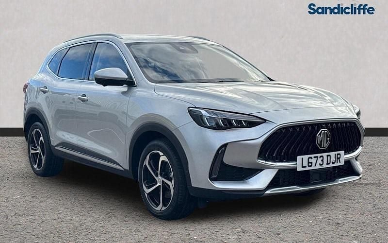 Metallic sterling silver Used 2023 MG HS Trophy SUV | £18,150 - Image 1/4