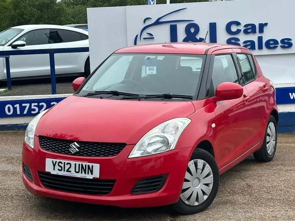 Used Suzuki Swift 94 HP (69 kW) 2012 Red Hatchback