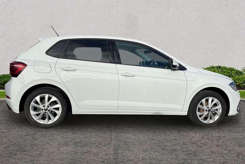 Used VW Polo Style 95 HP (69 kW) 2023 White Hatchback