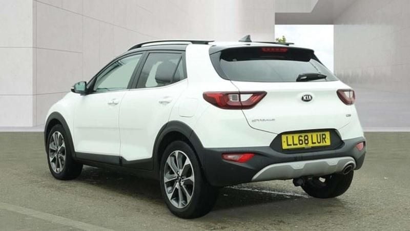 Used Kia Stonic 118 HP (86 kW) 2018 White SUV