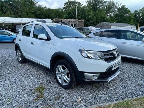 White Used 2016 Dacia Sandero Stepway Ambiance Hatchback | £5,295 (Expensive) - Image 1/1