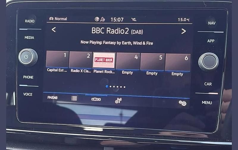 Used VW T-Roc R-line 150 HP (110 kW) 2025 Black SUV