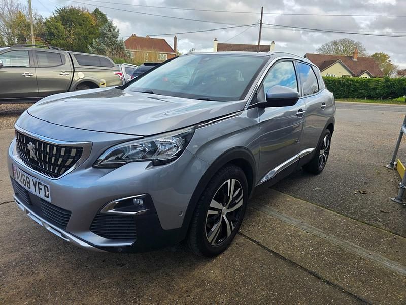 Used Peugeot 3008 Allure 130 HP (95 kW) 2018 Grey Hatchback