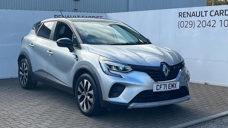 Metallic highland grey Used 2021 Renault Captur LIMITED SUV | £11,995 (Fair price) - Image 1/1