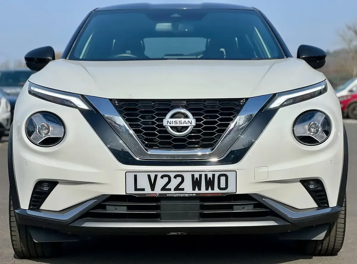 Used Nissan Juke Tekna 2022 White SUV