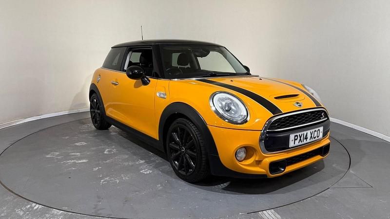 Orange Used 2014 Mini Cooper S Hatch Hatchback | £5,975 (Fair price) - Image 1/4