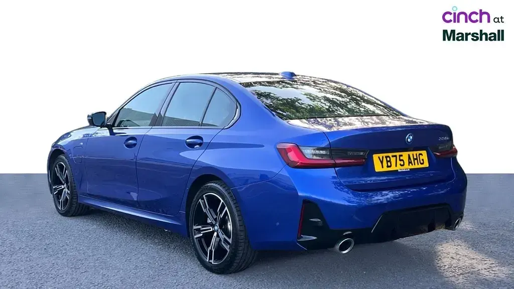 Used BMW 330e M Sport 292 HP (214 kW) 2025 Blue Sedan