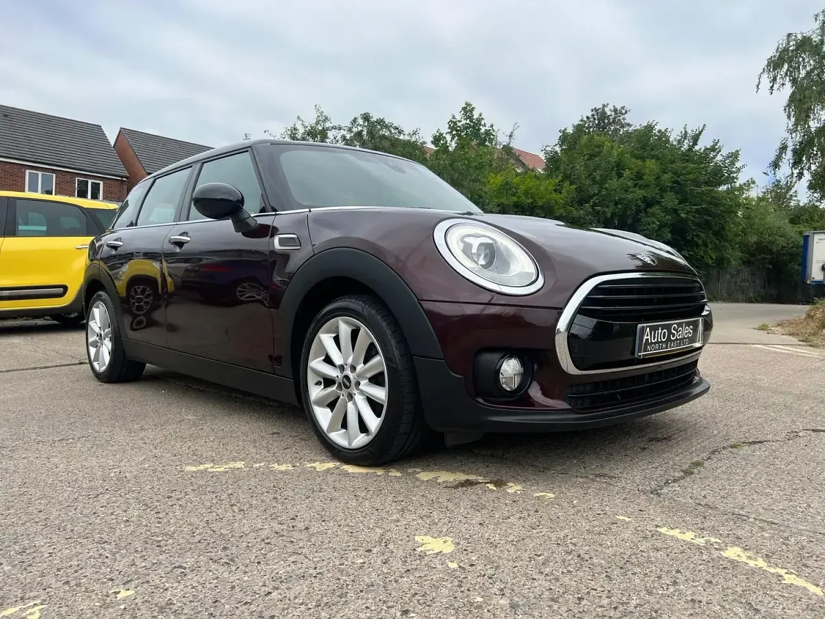Used Mini Cooper Clubman 2015 Maroon Estate