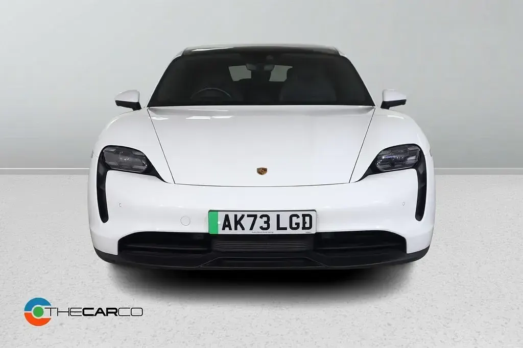 Used Porsche Taycan Performance Package 11 kW (15 HP) 2023 White Estate