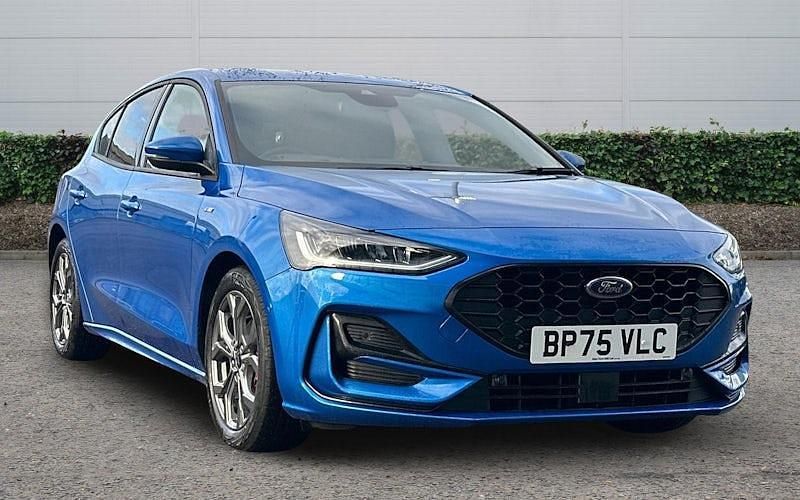 Blue New 2025 Ford Focus ST-Line Hatchback | £22,869 (Expensive) - Image 1/4