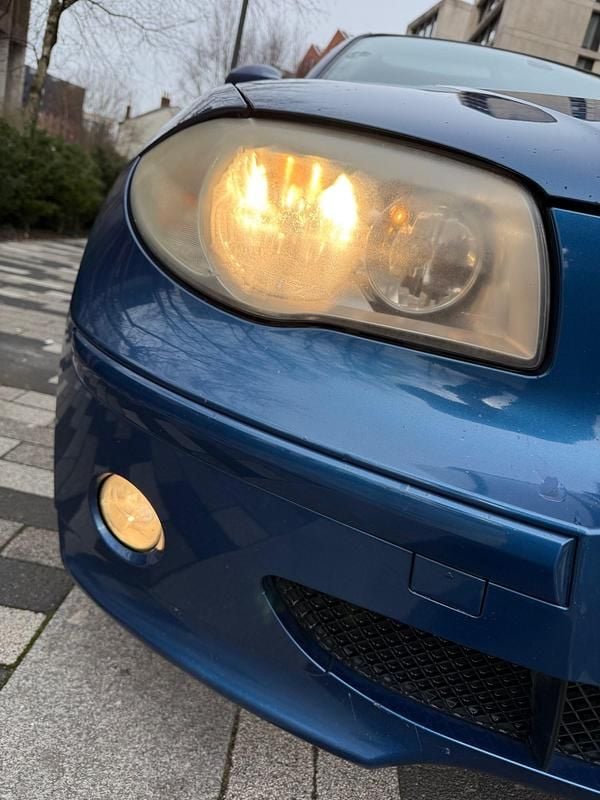 Used BMW 116 Sport Line 2006 Silver Hatchback