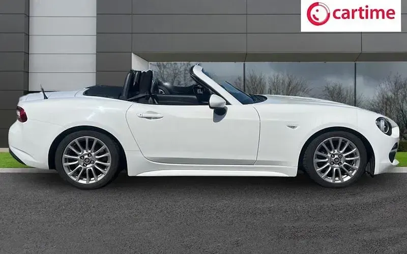 Used Fiat 124 Spider Classica 140 HP (102 kW) 2017 White Cabriolet