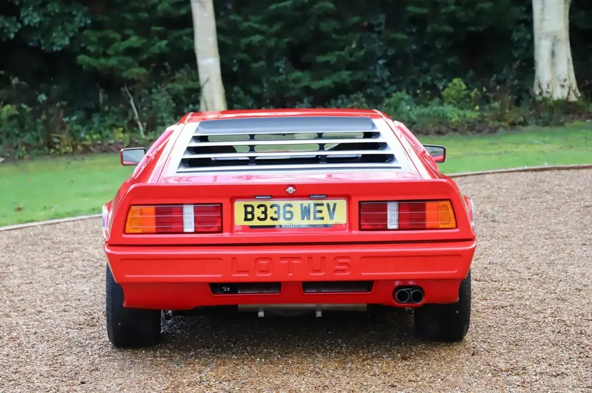 Used Lotus Esprit 1984 Red Coupe