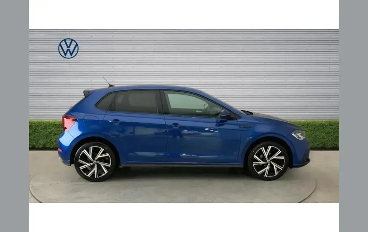 Used VW Polo R-line 95 HP (69 kW) 2022 Blue Hatchback
