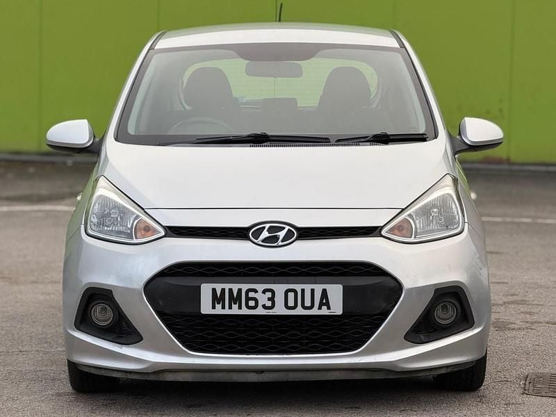Used Hyundai i10 SE 2014 Silver Hatchback