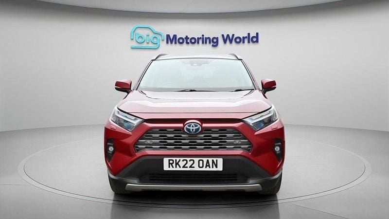 Used Toyota RAV4 Hybrid 222 HP (163 kW) 2022 Red SUV
