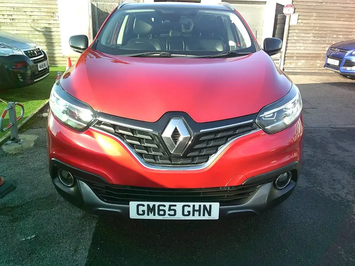 Usado Renault Kadjar Bose Edition 130 HP (95 kW) 2015 Vermelho SUV