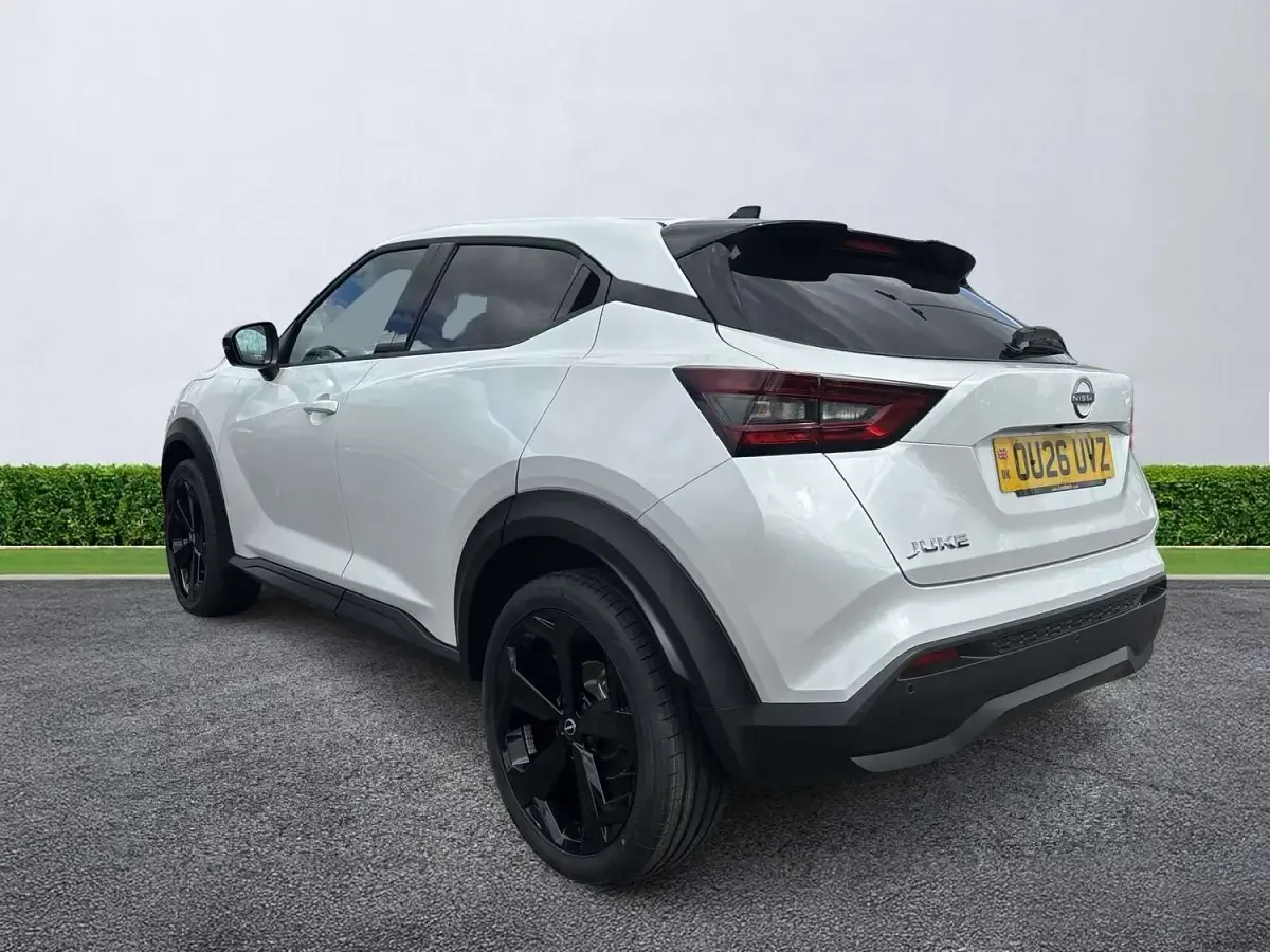 New Nissan Juke N-Connecta 114 HP (83 kW) 2026 White SUV
