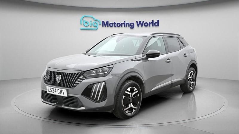 Used Peugeot 2008 GT 130 HP (95 kW) 2024 Grey SUV